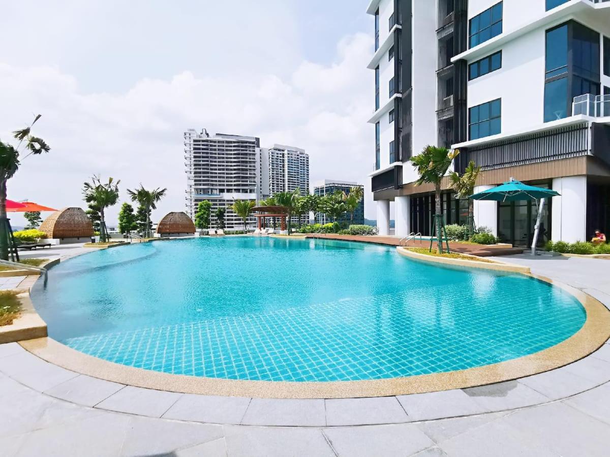 Apartment 3109 Almas Muji Studio100mbps Netflix By